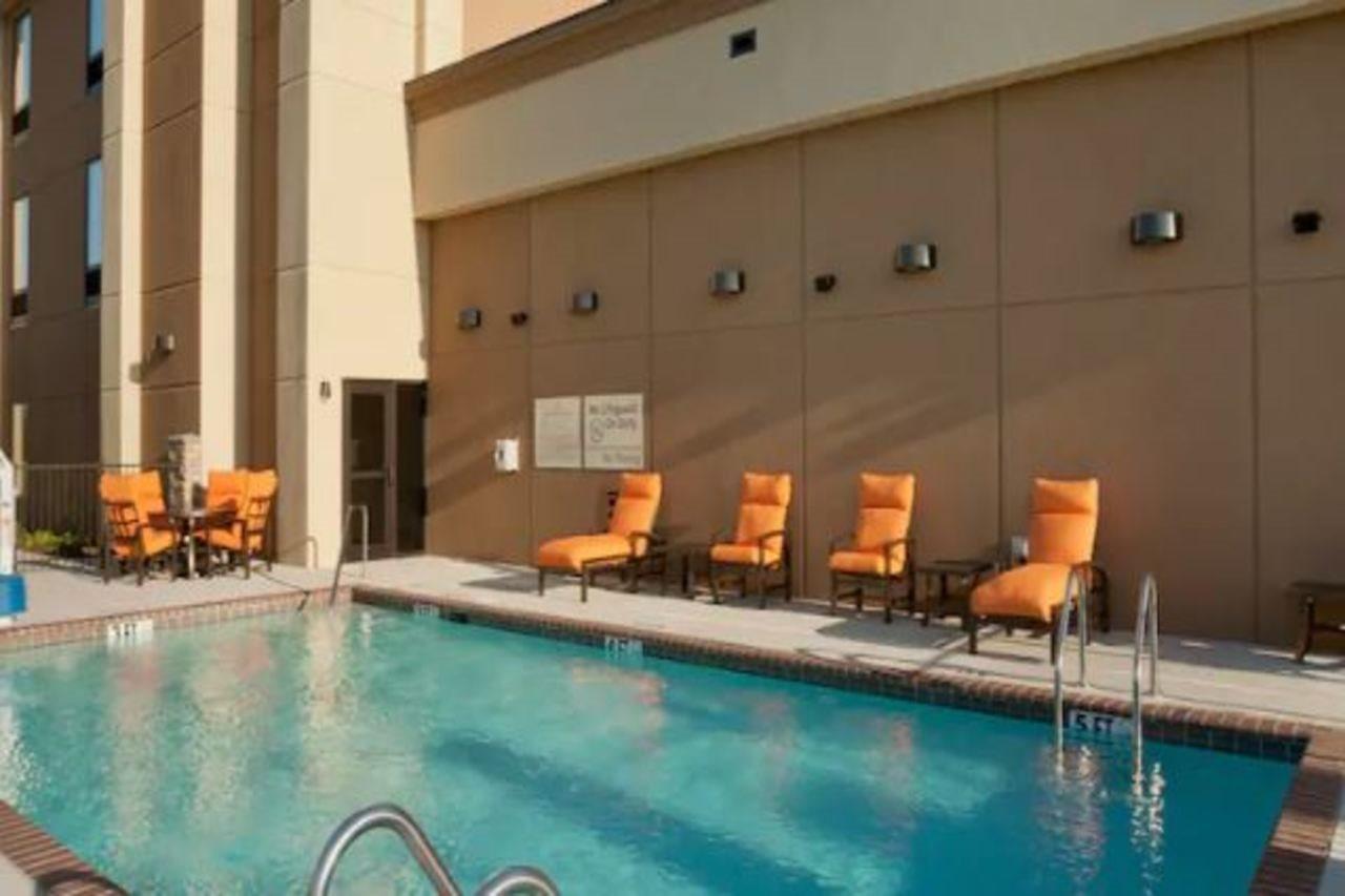 Hampton Inn Magnolia Exterior foto